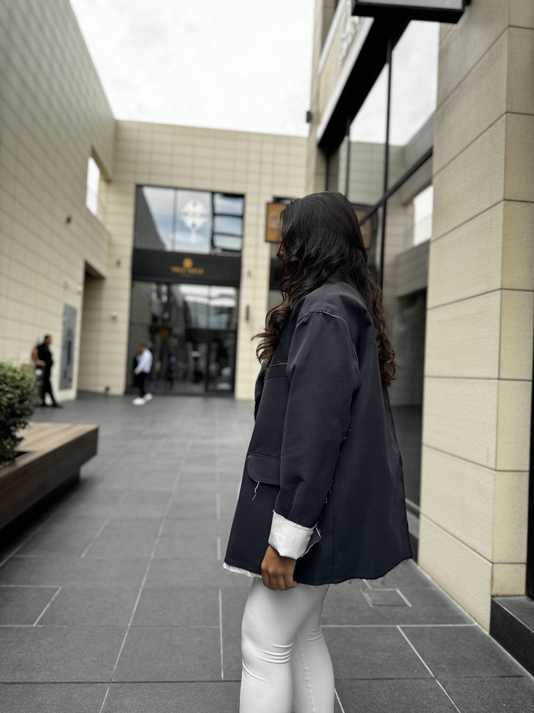 LAPEL BLAZER
