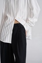 05-SLEEK PLEATS SHIRT