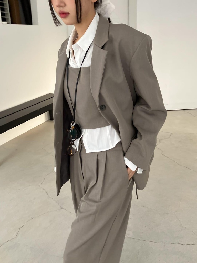 06-HEADER OVER JACKET
