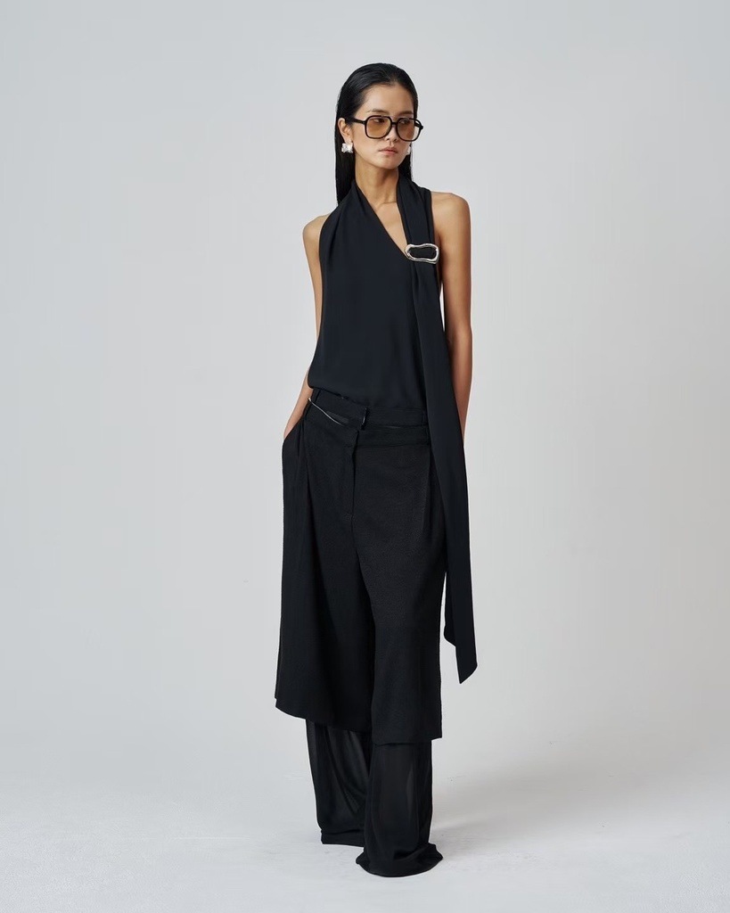 05-RINGED GRACE TOP