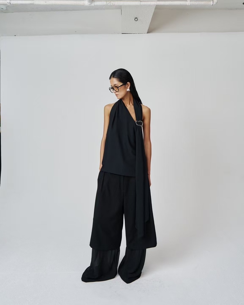 05-RINGED GRACE TOP