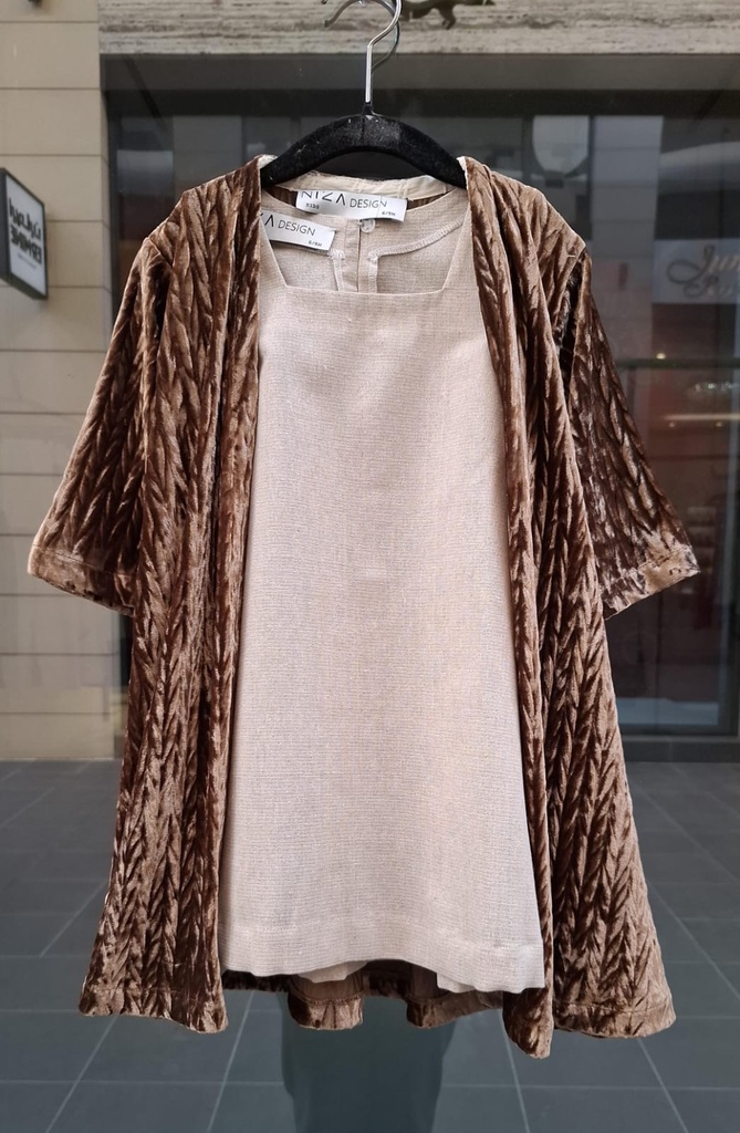 OU-R25-VALVET GIRL 2