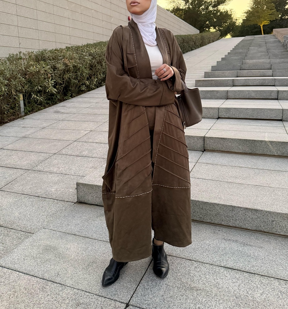 FW-25 SUEDE BISHT