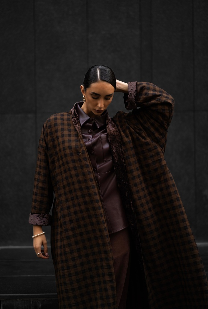 FW-08-BROWN CHEKHERED BISHT