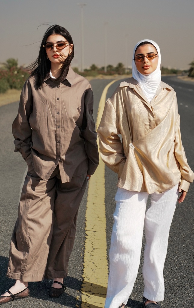 S26-06 BUTTON SHIRT
