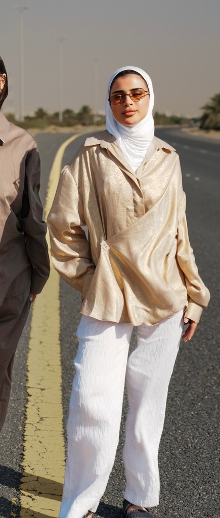 S26-11 GOLD SHIRT