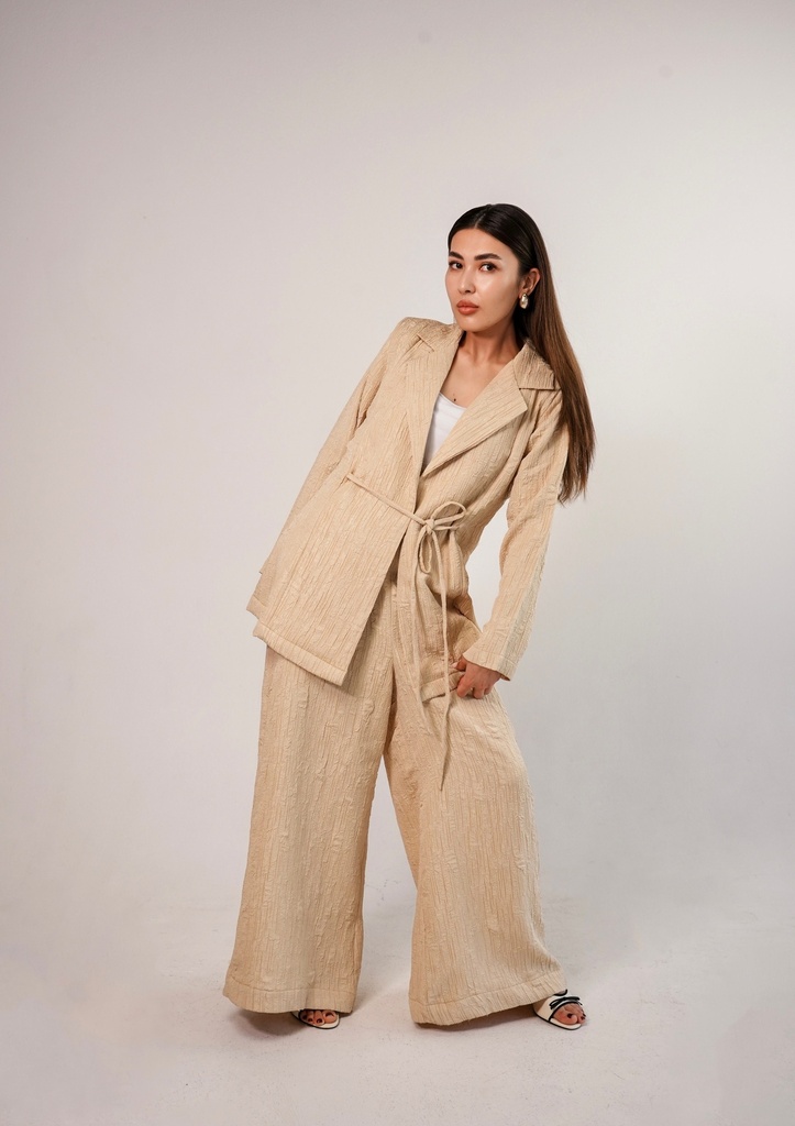 S26-04 BELTED TOP