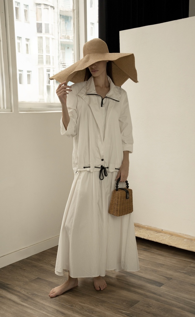 BTW26-09 The Clean Dress