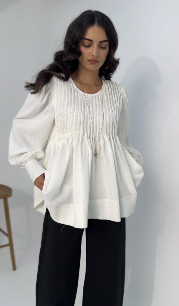PLEATED LONGSLEEVE BLOUSE (S)
