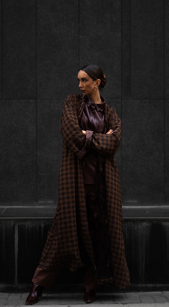 FW-08-BROWN CHEKHERED BISHT
