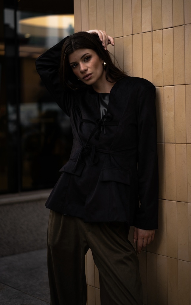 FW-23 TOP BLACK SUEDE