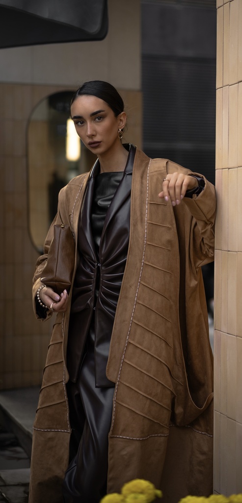 FW-25 SUEDE BISHT (CAMEL)
