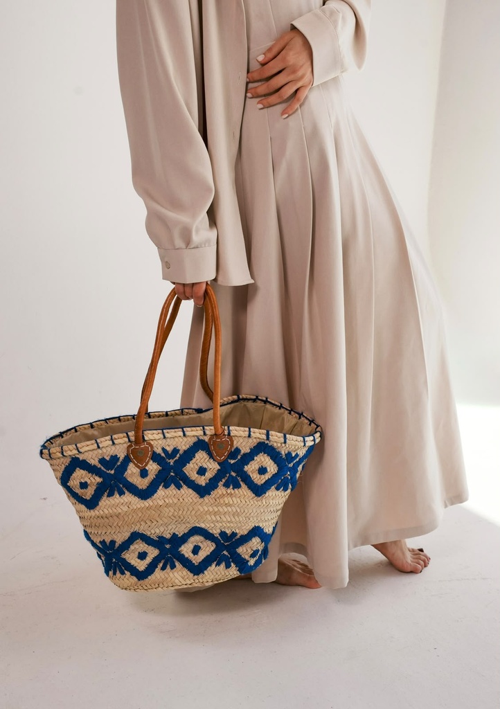 RAFFIA BASKET