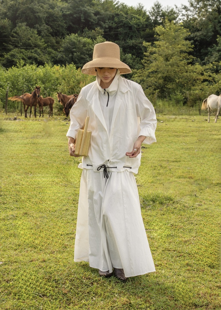 BTW26-09 The Clean Dress (XS)